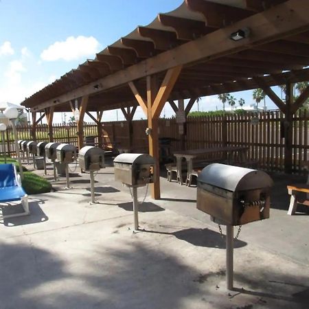 Relaxing Condo, Great Location, 3 Minute Walk To The Beach Condo South Padre Island Exterior photo